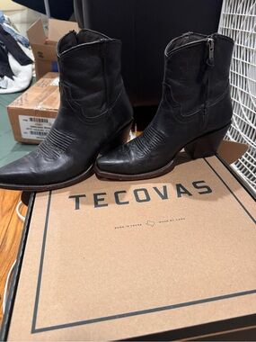 Tecovas Black Leather Western Ankle Boots with Side Zip